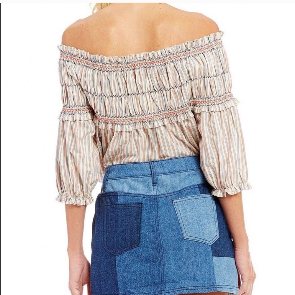 NWT Gianni Bini Magda off the shoulders top - Picture 2 of 8